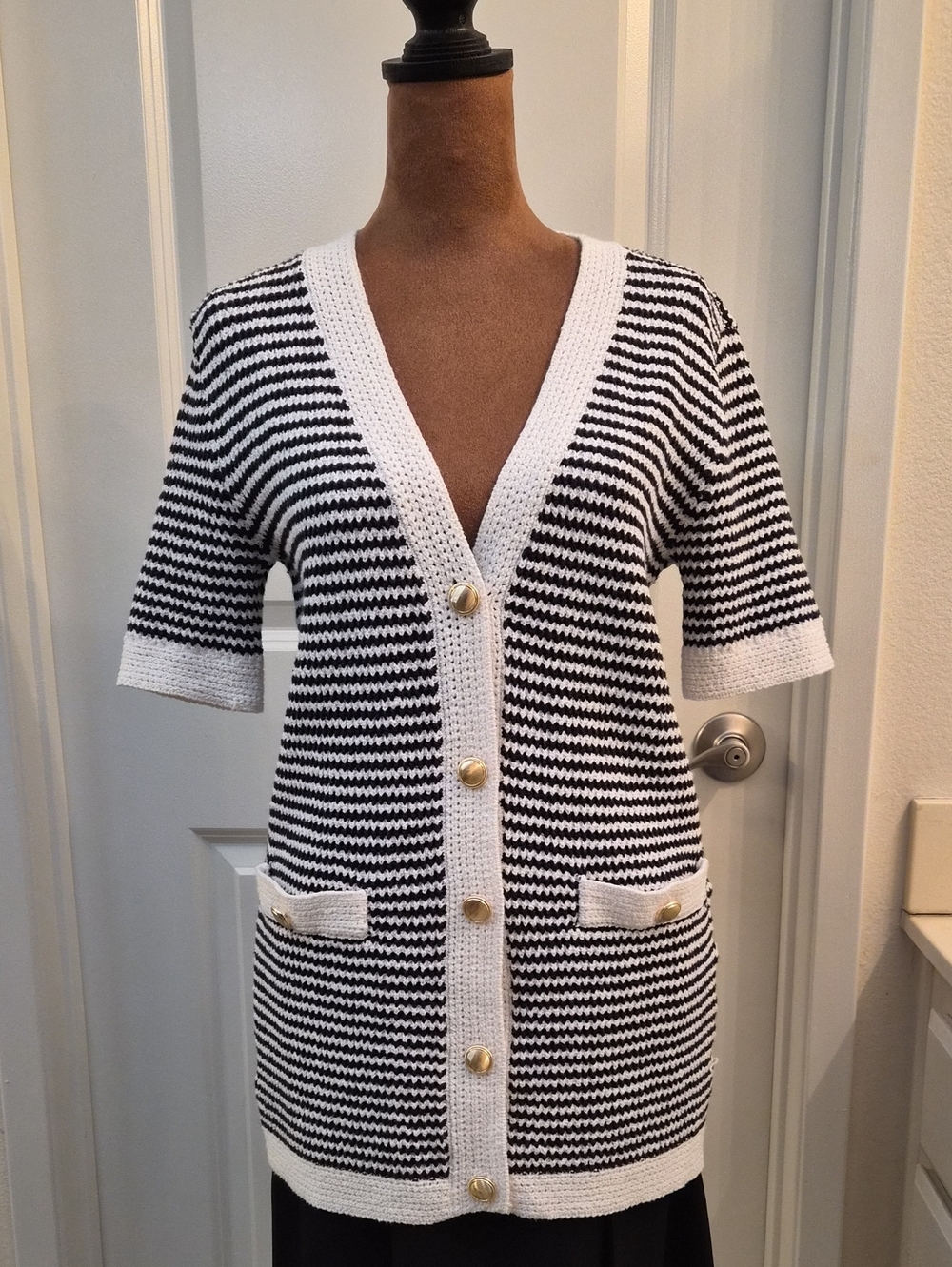 Ann Taylor Black and White Striped V-Neck Button Cardigan.Size S.NWOT